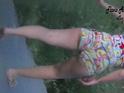 nastolatka z krzaczkiem