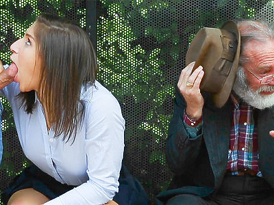 dzika nastolatka abi