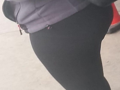 nastolatka dobiera się do ojca swojej przyjaciółki