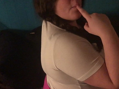 nastolatka z boską piczką lubi dymanie na łyżeczkę