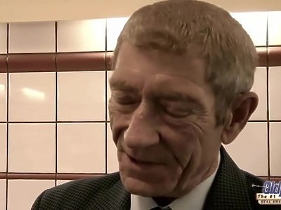 niewinna murzynka i jej zboczona koleżanka