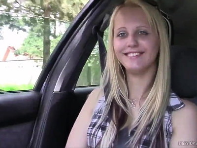 naturalnie cycata nastolatka pukana od dupci strony