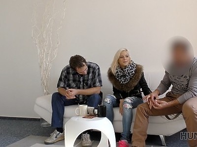 słodka nastolatka zabiera się za bladego kutaska