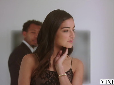 młoda już nie bawi się misiami teraz chce się dymać