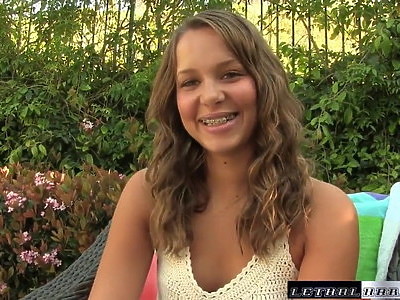 nastolatka z tajlandii ruchana od tyłu