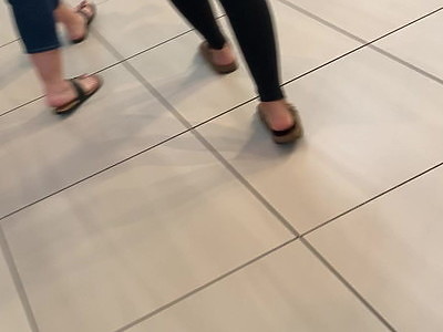 jego słodka siostra lubi porządny seks na pieska