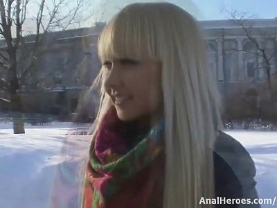 młoda zaliczona przez dwóch byczków