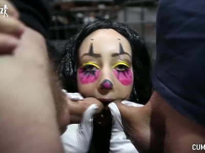 nastolatka w kitkach trzepie kutasa tatusiowi