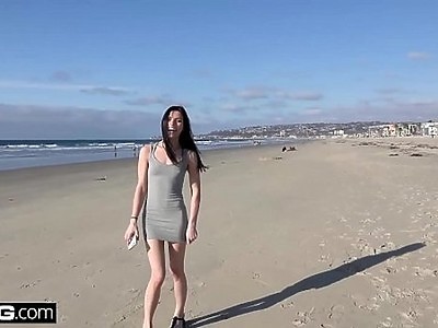 mega sterczące cyce nastolatki na fiucie