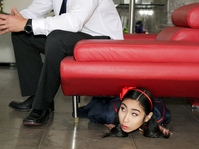 mała orientalna laska z ciasną cipką