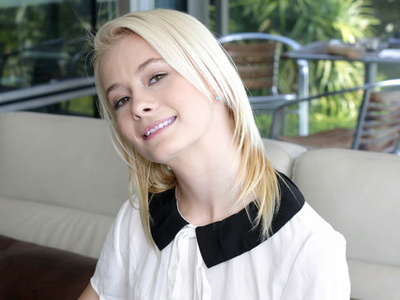 jęcząca nastolatka